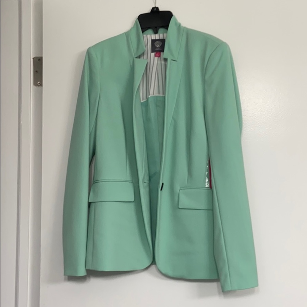 Vince Camuto mint blazer